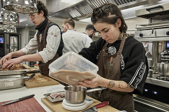 ムガリッツ、画像2